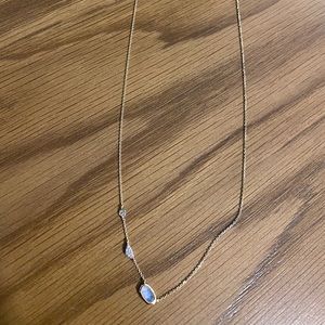 Kendra Scott Aryn Pendant Necklace in Rainbow Moonstone and Gold